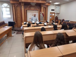 סיורים בבית כנסת לתלמידי בתי ספר - זהות יהודית ישראלית